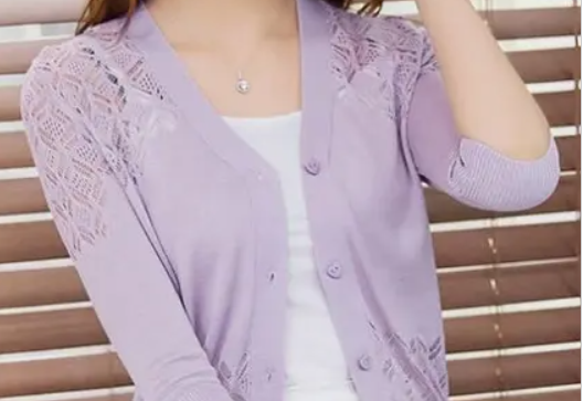 お見合い服装　女性　カーディガン